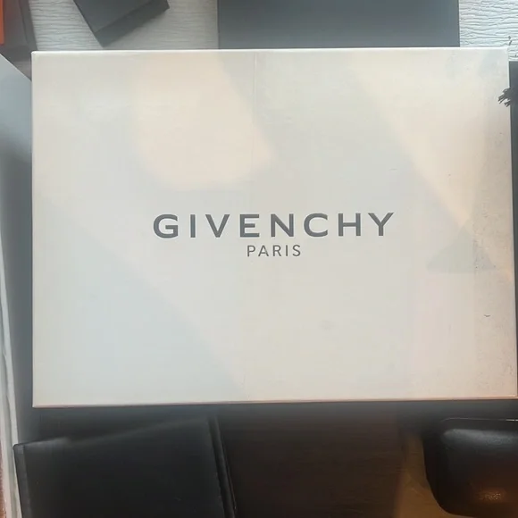 Givenchy Pouch Floral